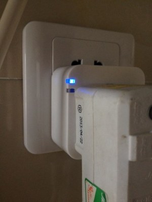 智能生活新起點 Smart Plug WiFi插座蘋果白，遠程控制的便捷之選